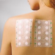 Lohmann Rauscher Curatest Testpleisters 10 50 30054 - Gebruik 1